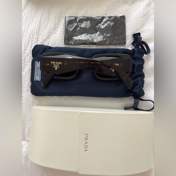 Prada symbole sunglasses: Brown - Picture 1 of 3